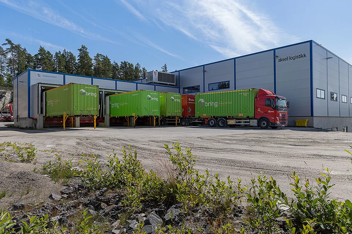 Aksell logistikk utendørs bilde Bring trailere